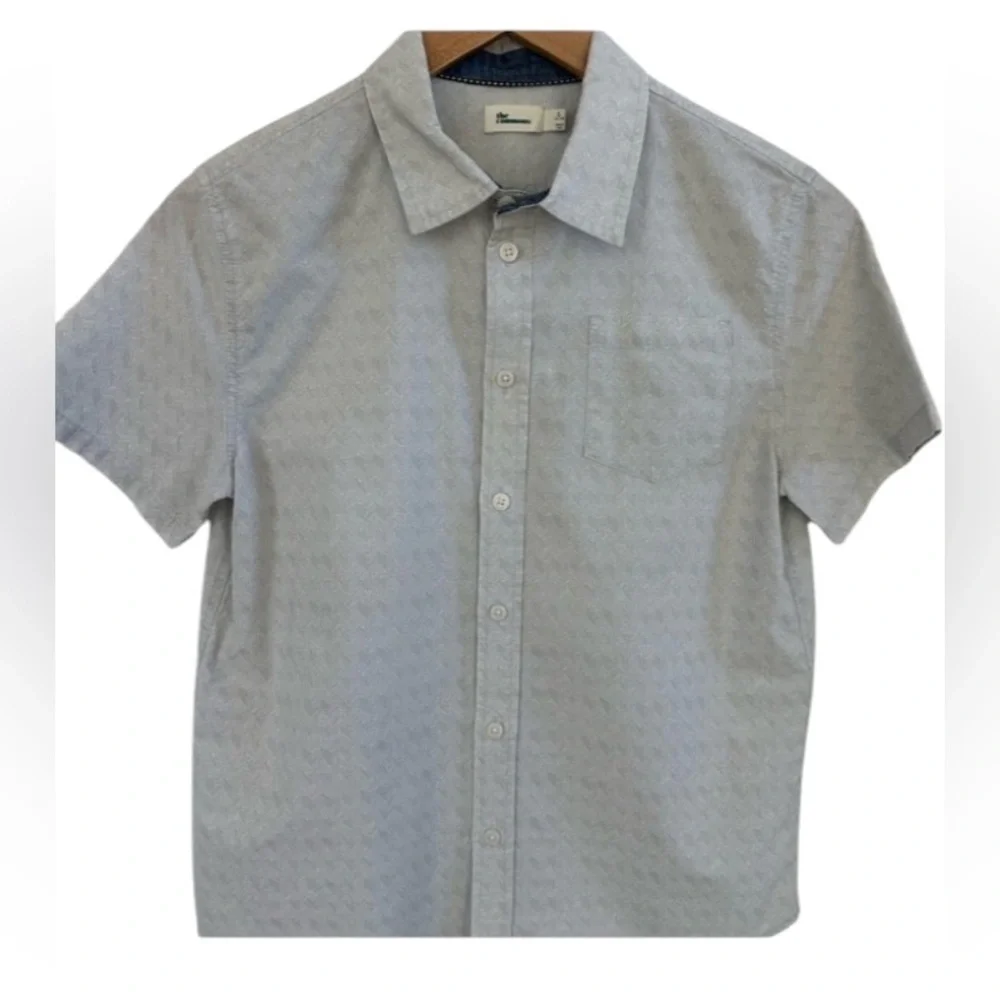 The Commons Boys Button Up Shirt Size L EUC Always dry cleaned.